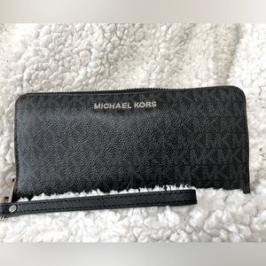 Michael Kors Wallet Black